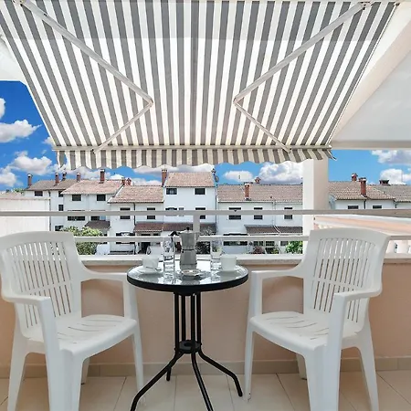 Apartamento Aleksandra 43 *