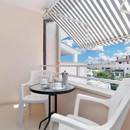 Aleksandra 43 Пула