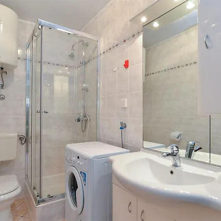 Apartamento Aleksandra 43 *