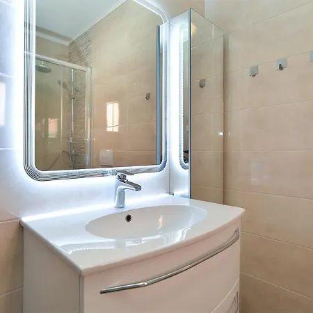 Aleksandra 43 Apartamento