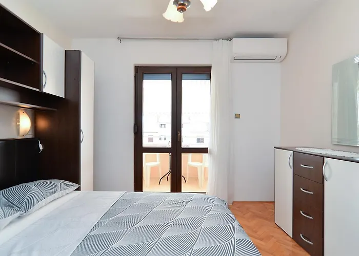 Apartmán Aleksandra 43 *