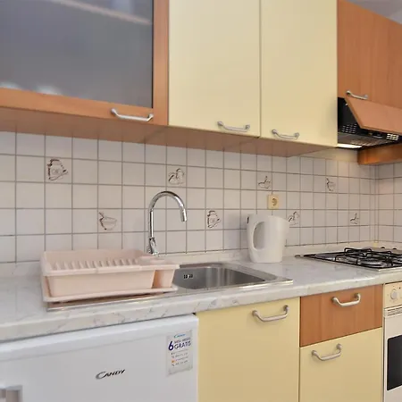 Apartman Aleksandra 43 Póla